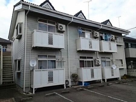 エリール千野根外観写真