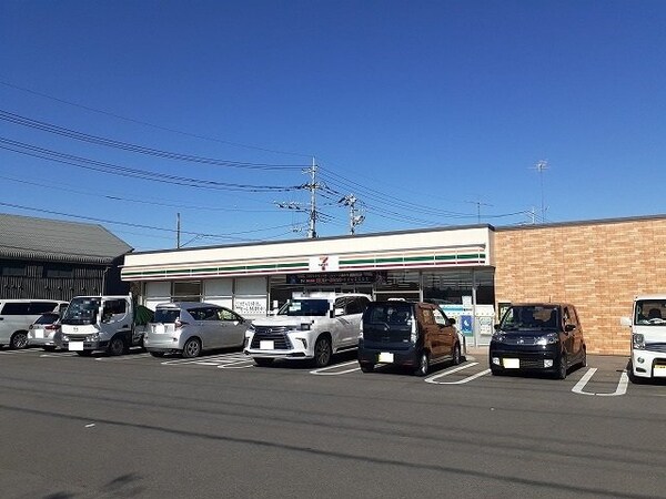 周辺環境(セブンイレブン 真岡大谷本町店まで440m)