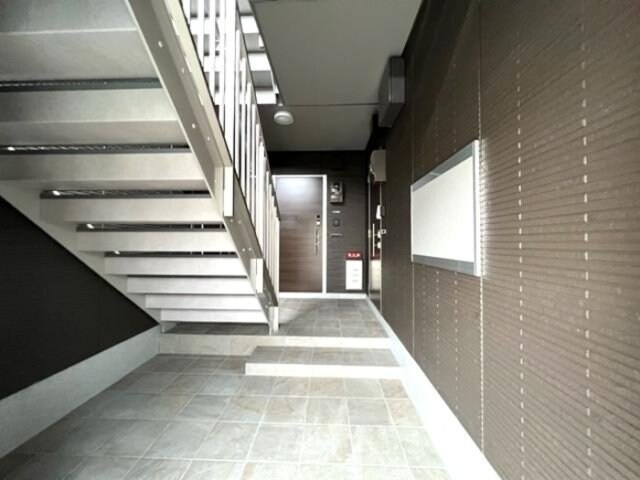 物件外観写真3　(ロビー)