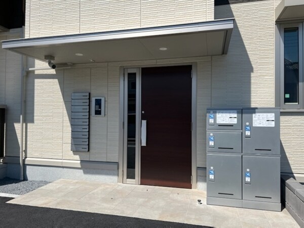 エントランス(オートロック・宅配ボックス付きエントランス)