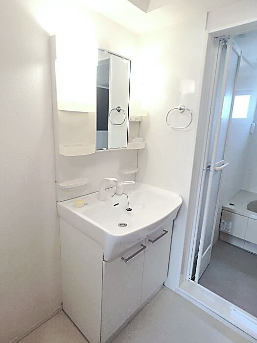 物件内観写真12　(洗髪洗面化粧台)