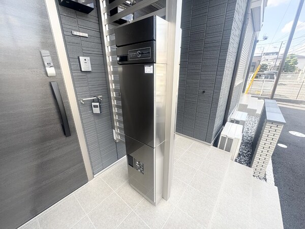 建物設備(専用ポスト、宅配ボックス)