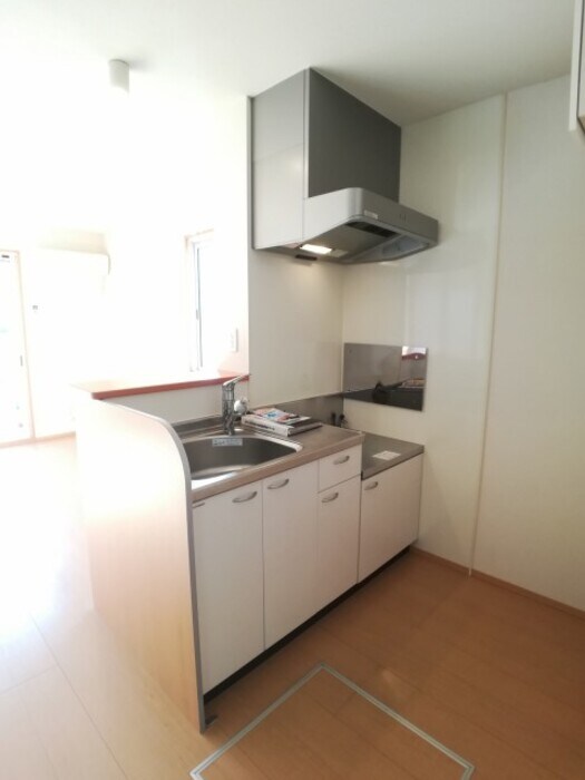 物件内観写真8　(対面キッチン)