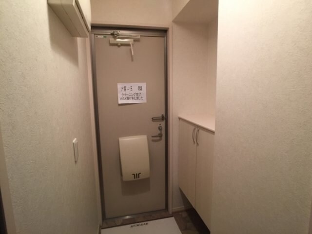 物件内観写真16　(玄関)
