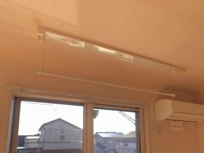 物件内観写真17　(室内物干し)