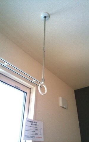 物件内観写真20　(室内物干し)