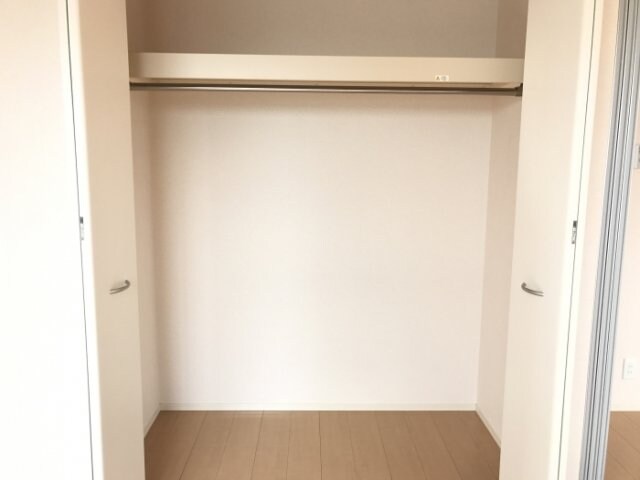 物件内観写真13　(収納)