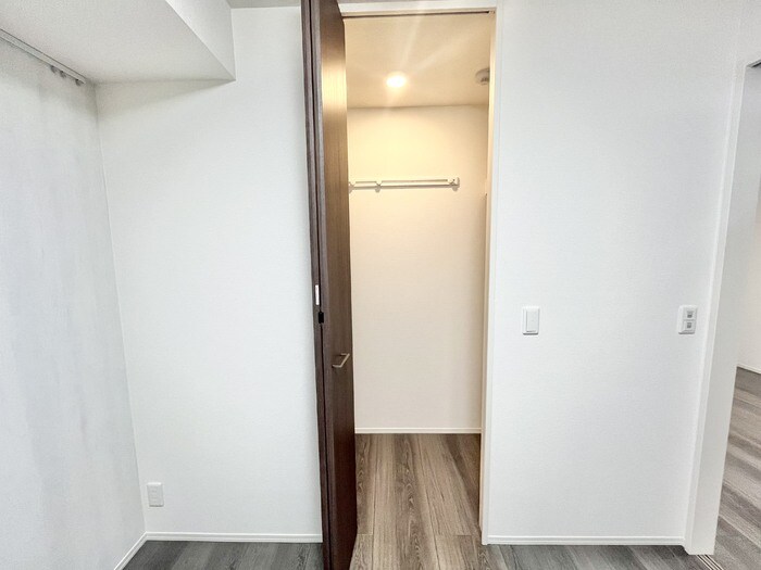 物件内観写真15　(ウォークインクローゼット)