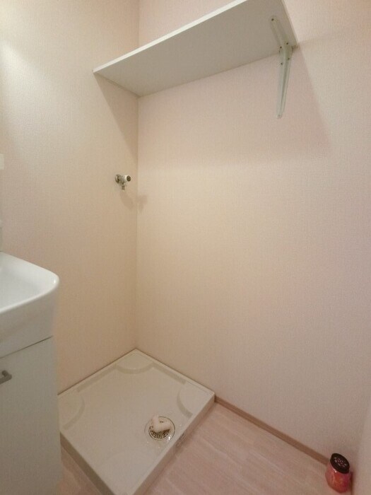 物件内観写真18　(洗濯機置き場)