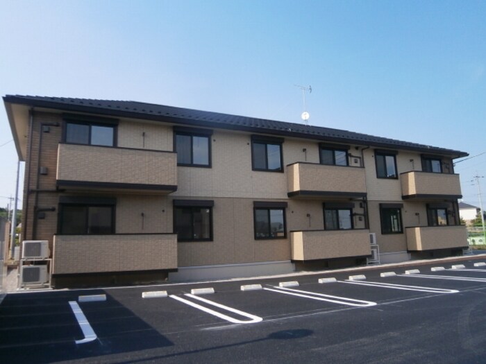 物件外観写真1　(建物外観)