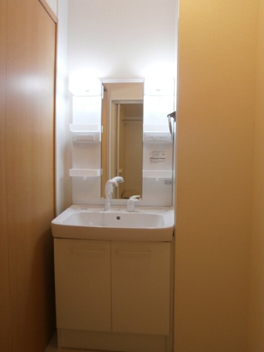 物件内観写真9　(洗面所)