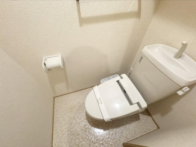 物件内観写真15　(トイレ)