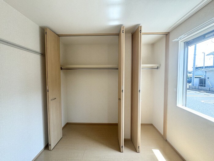 物件内観写真17　(クローゼット)