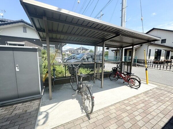 建物設備(駐輪場)