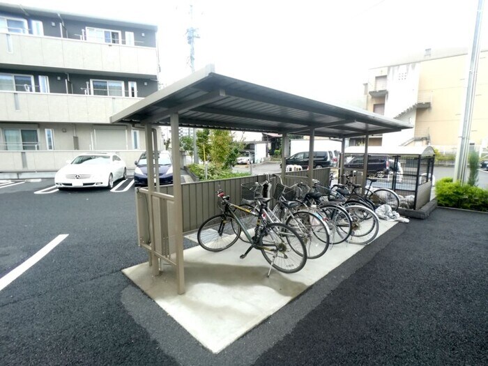 物件内観写真20　(駐輪場)
