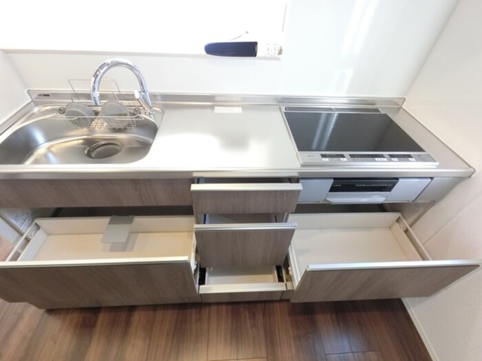 物件内観写真17　(キッチン・収納)