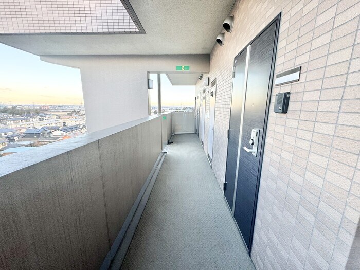 物件外観写真4　(ロビー)