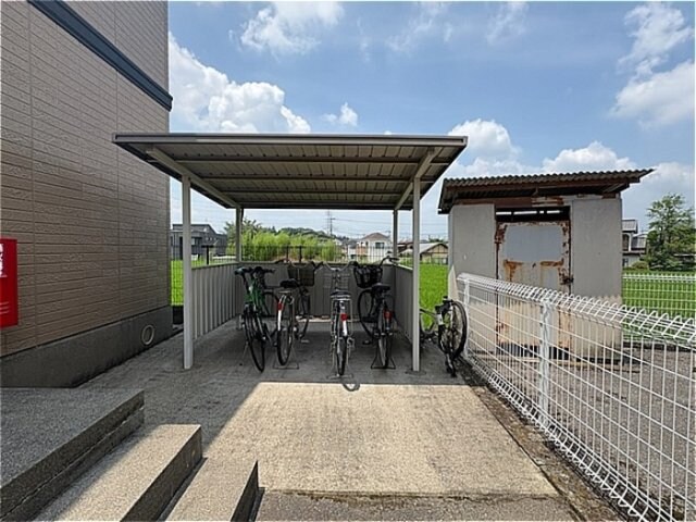 物件内観写真21　(駐輪場)