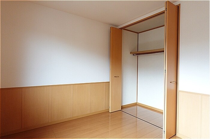 物件内観写真23　(北洋室・クローゼット)