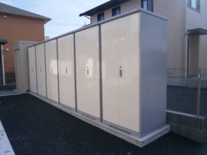 物件内観写真24　(外部物置)