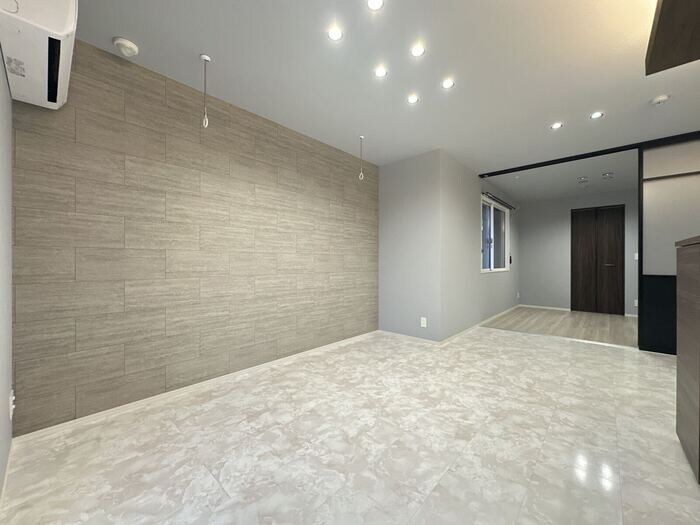 物件内観写真5　(LDK)