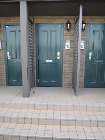 物件外観写真3　(ロビー)