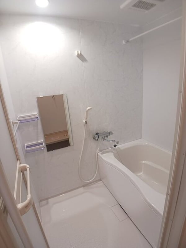 浴室(バス／シャワールーム等)