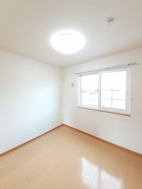 物件内観写真9　(その他部屋・スペース)