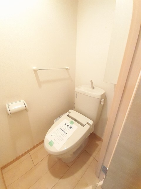 物件内観写真7　(トイレ)