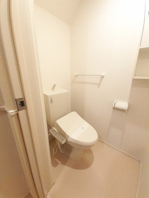 物件内観写真7　(トイレ)