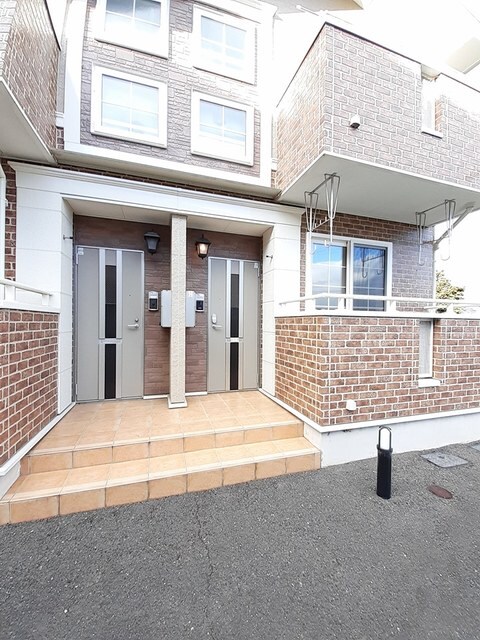 物件外観写真2　(その他共有部分)