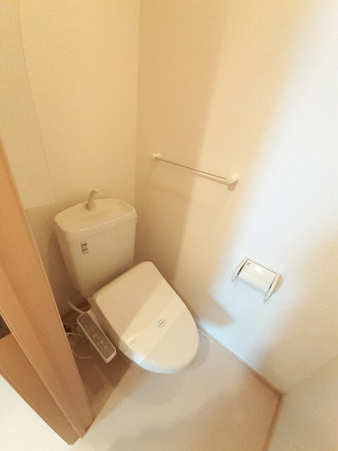 物件内観写真7　(トイレ)