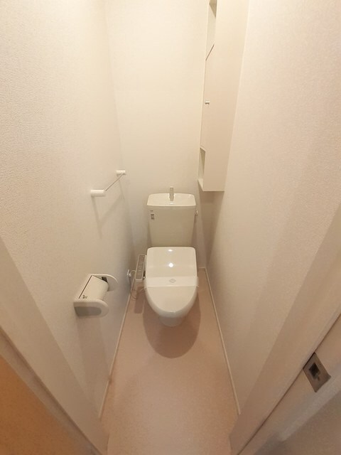 物件内観写真6　(トイレ)