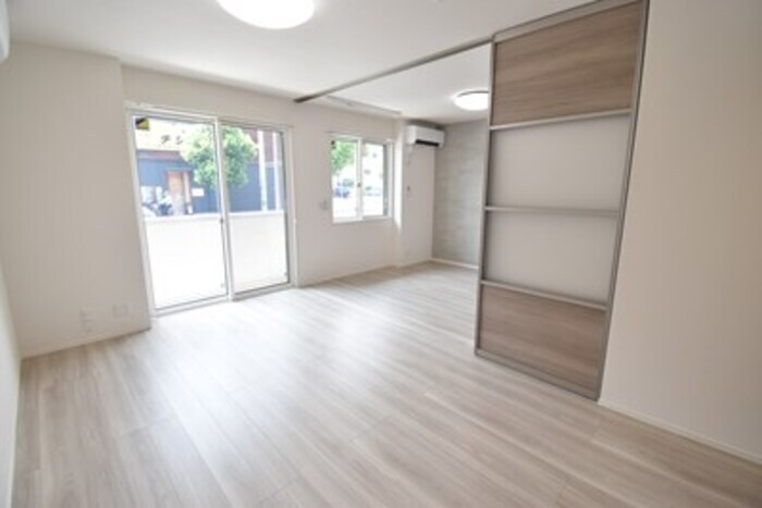 物件内観写真10　(ＬＤＫ１１．４帖＋洋室６帖)