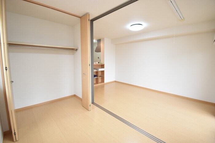物件内観写真10　(クローゼット)