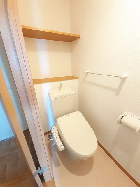 物件内観写真7　(トイレ)