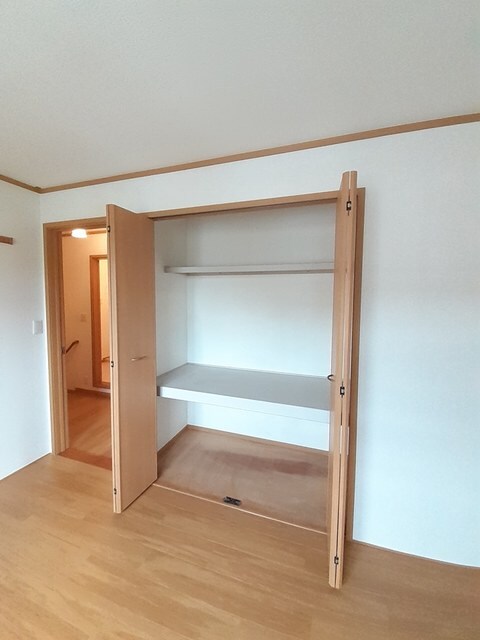 物件内観写真9　(収納)