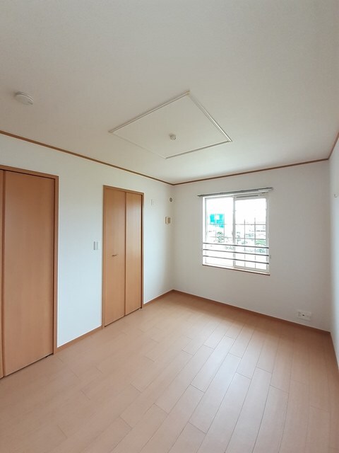 物件内観写真8　(その他部屋・スペース)