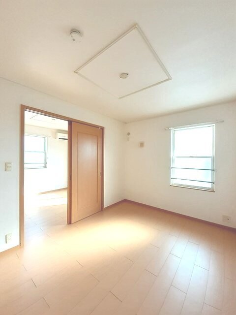 物件内観写真12　(その他)