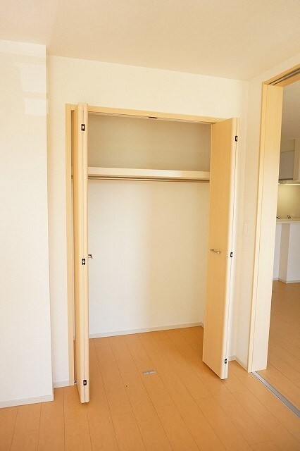 物件内観写真11　(収納)