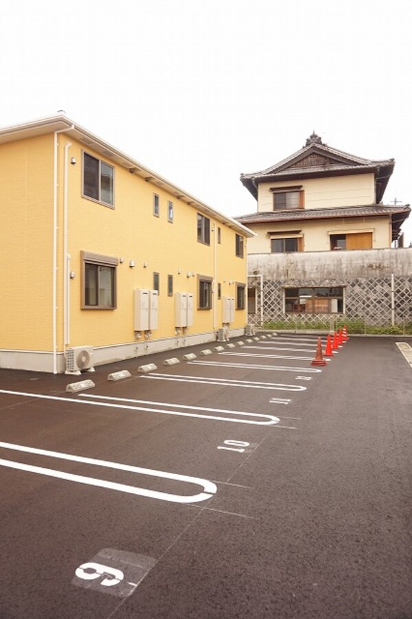 駐車場(駐車場)