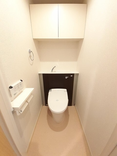 物件内観写真7　(トイレ)