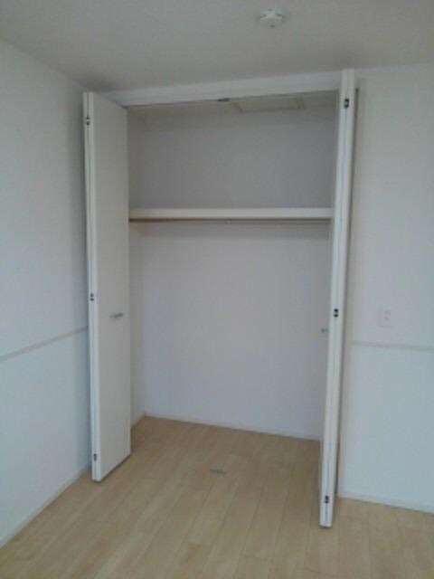 物件内観写真11　(収納)