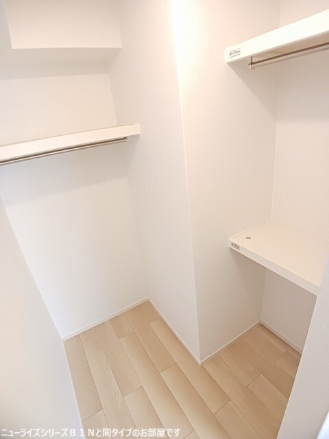 物件内観写真9　(収納)