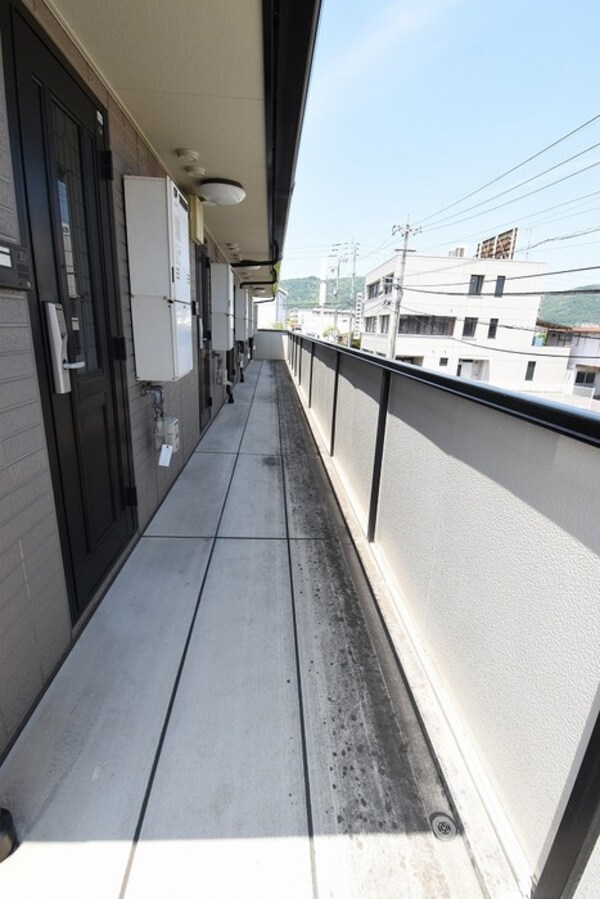 バルコニー(共用通路)