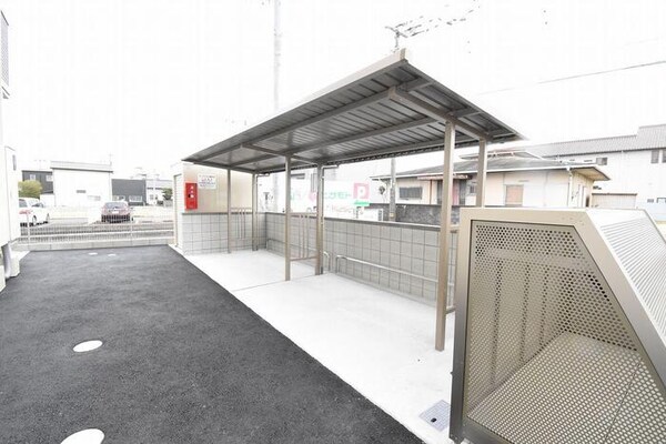 建物設備(駐輪場)