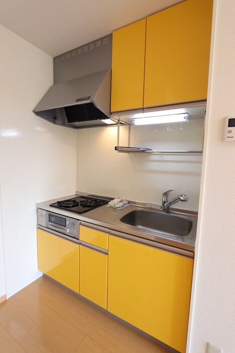 物件内観写真4　(システムキッチン)