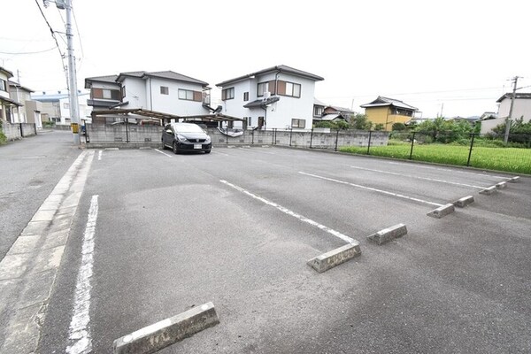 駐車場(駐車場)