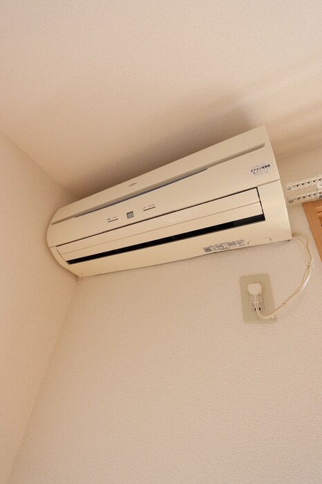 物件内観写真14　(ＬＤＫ備付エアコン)