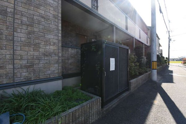 ゴミ庫